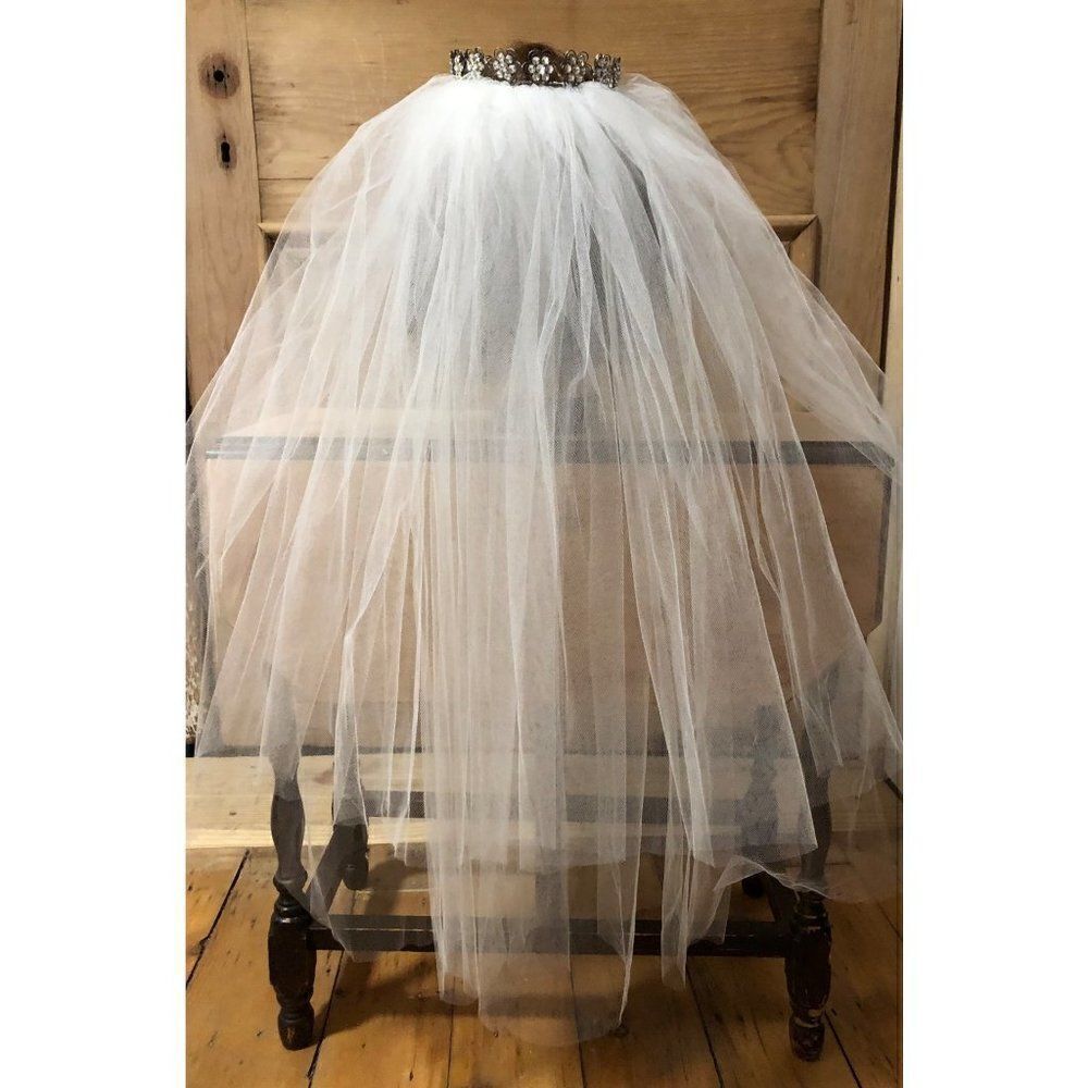 Vintage Womens Wedding Bridal Veil 2 Tiers Lace White - Picture 4 of 6
